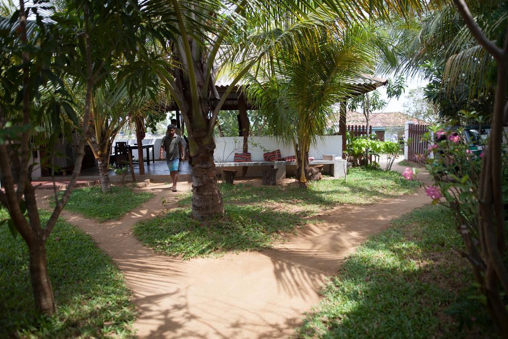 East Surf Cabana Baía de Arugam Exterior foto